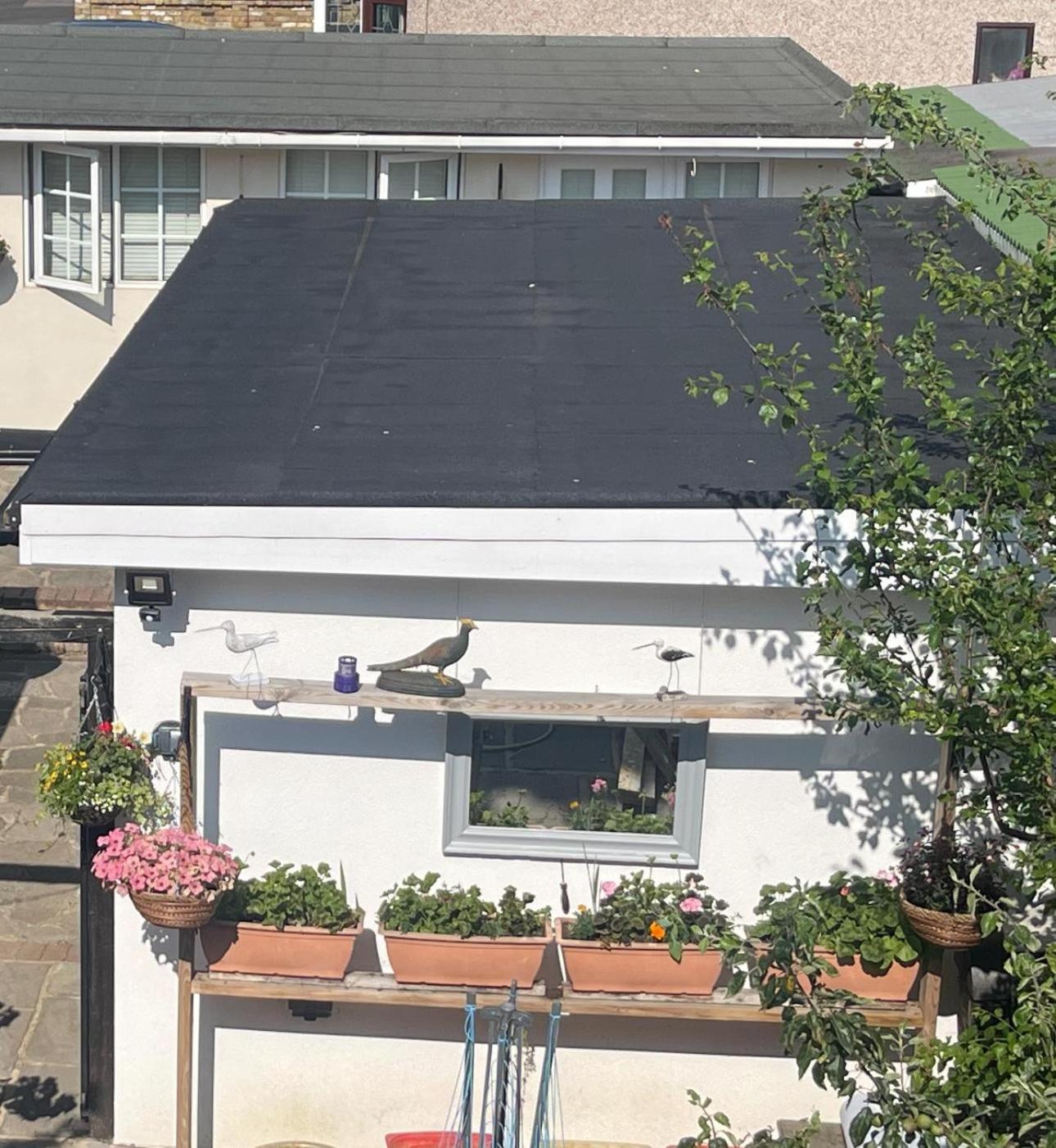 Homestay Quite In Hornchurch Near Station On Elizabeth Line To And From Heathrow Airport Romford